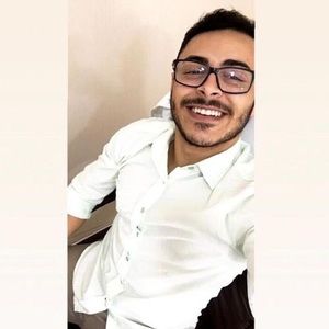 Meet your Posher, Vitor angelo